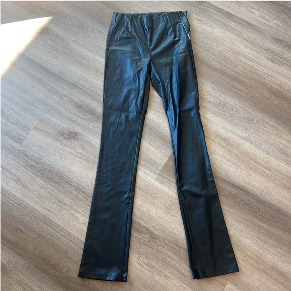 Zara Black faux leather flare pants - Picture 1 of 5